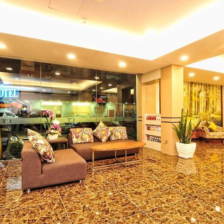 Hotel Zamburger Grand City Malakka Dış mekan fotoğraf